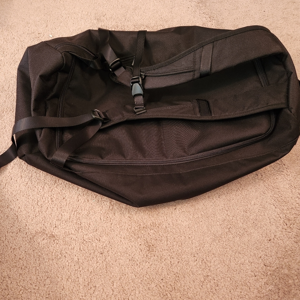 Vera Bradley Duffle/Backpack (used once)